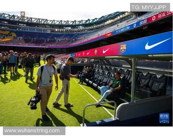 从里亚索球场到诺坎普的远望：耶雷马伊，那个让巴萨宁愿掏出2500万的“禁区魔术师”